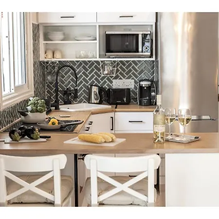 Anas Kiti Seaside Villa