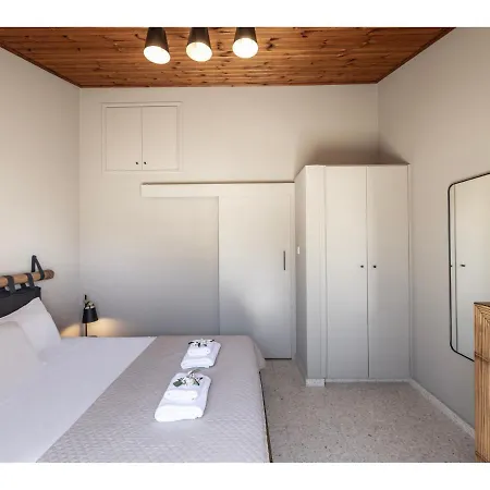 Villa Anas Kiti Seaside Meneou