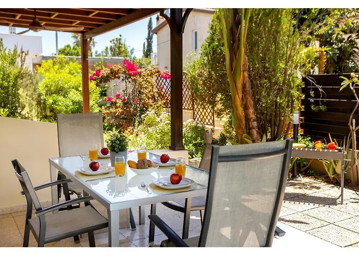 Anas Kiti Seaside ヴィラ Meneou